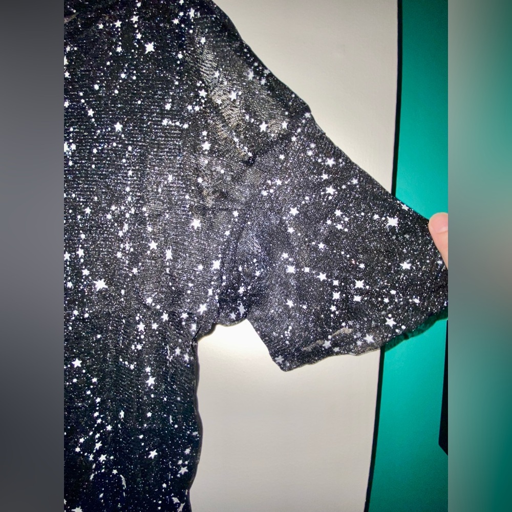NWOT Short sleeve black galaxy t shirt blouse - Picture 9 of 9